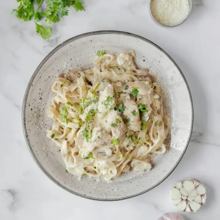Tagliatelles ail et gingembre