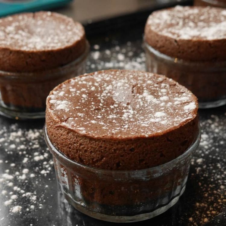 Soufflé au chocolat et au gingembre